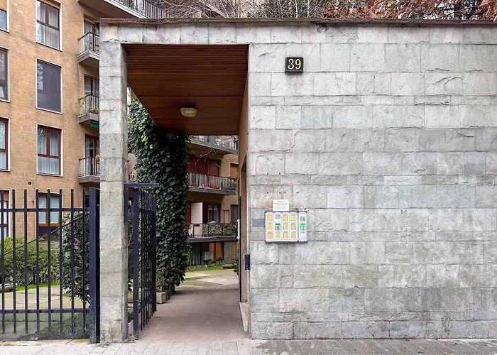 Modern - Stadio - Metro - Washington アパート ミラノ