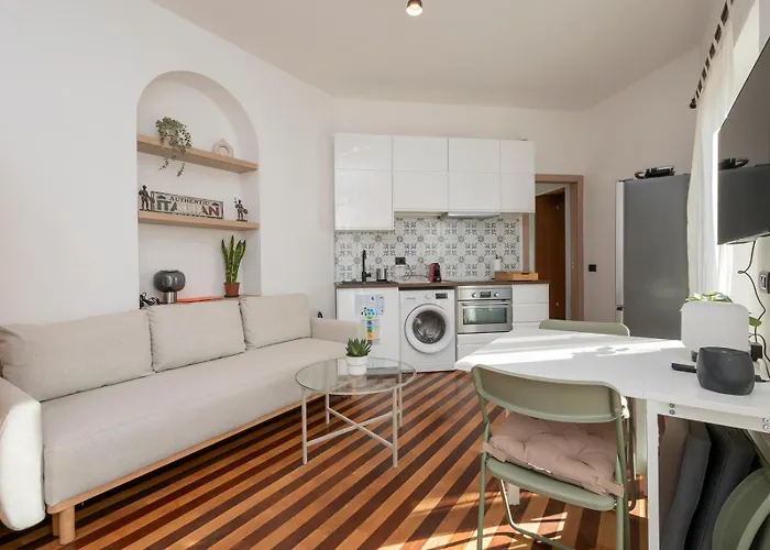 I-host Aparment - Ausonio 16 Mono Appartement