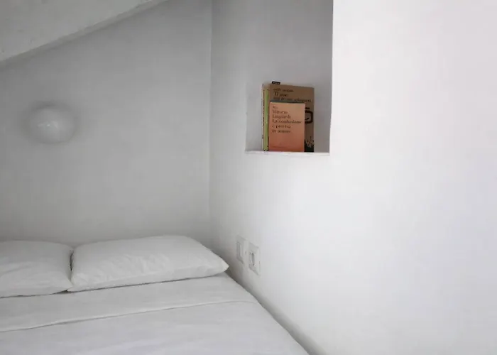 Charming Loft On The Navigli *