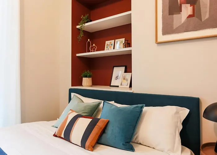 The Rent - Characteristic Three-room Near Via Washington Apartmán
