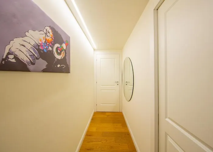 Luxurious 1bdr In Life, Sleeps 4 *