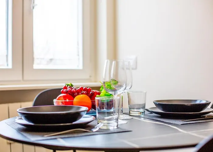 Luxurious 1bdr In Life, Sleeps 4 * Mediolan