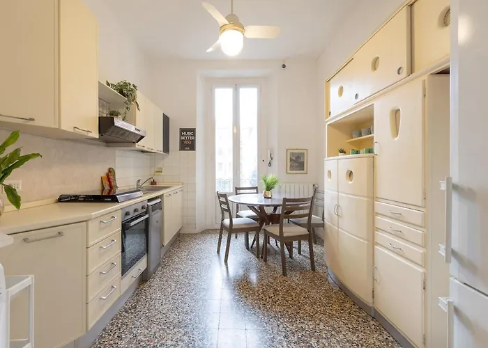 Διαμέρισμα Vintage Chic Flat Steps From Fiera & Wi-fi