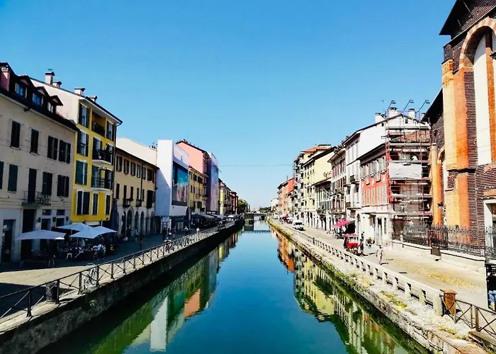 Daire Navigli Comfort Metro Romolo Iulm & Unipol Forum *