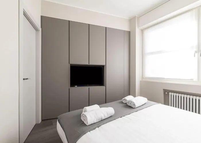 Dhome Pantano - Velasca Tower * Milan