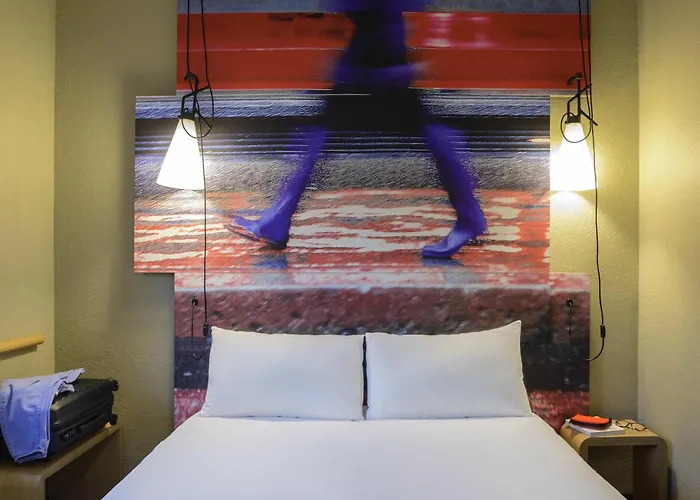 Ibis Centro Отель Милан