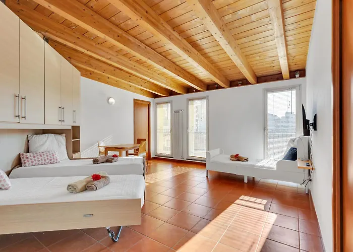 Alessia's Flat - Michetti