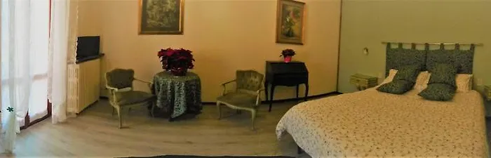 La Πανσιόν Μιλάνο