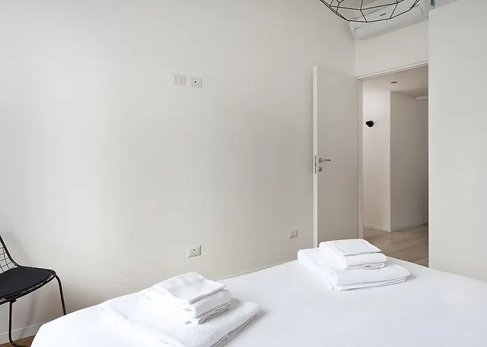 Italianway Easy - Scarlatti 31 Apartment *