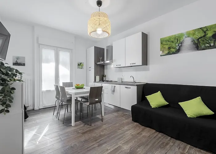 Stayeasy Filzi11 - 3 Bedrooms, 2 Baths - Station Apartament