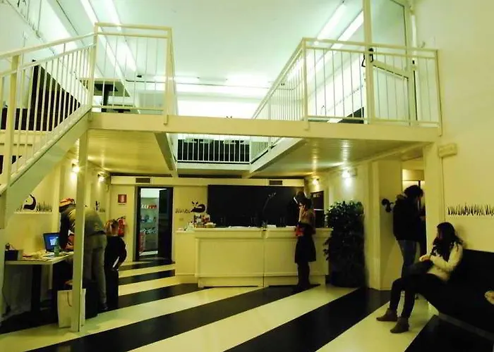 Хостел New Generation Center *