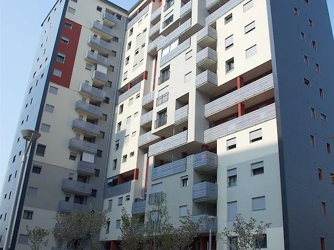 Aurum Bicocca Hotel apartamentowy Mediolan