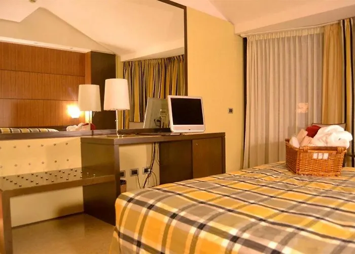 Hotel Carrobbio Milão