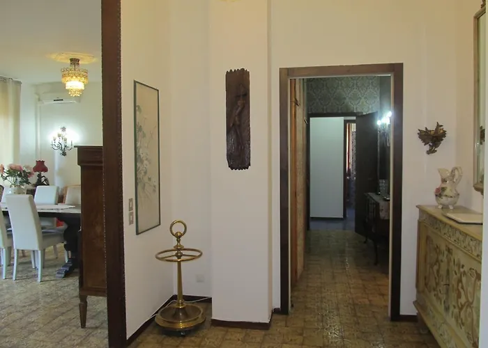 Bed & Breakfast Welcome To My House 4*