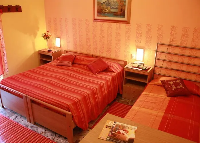 圣吉凡尼酒店 酒店