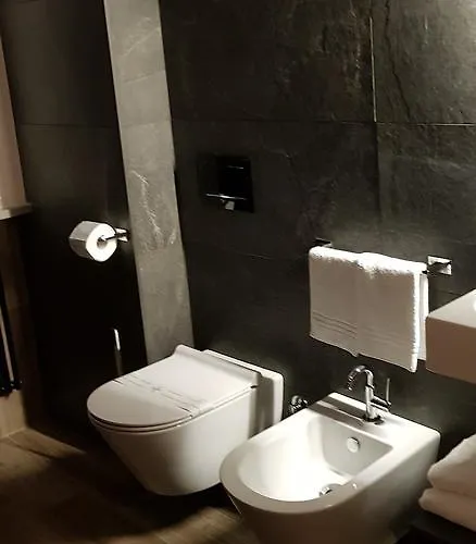 Konukevi Bed Linate Milano