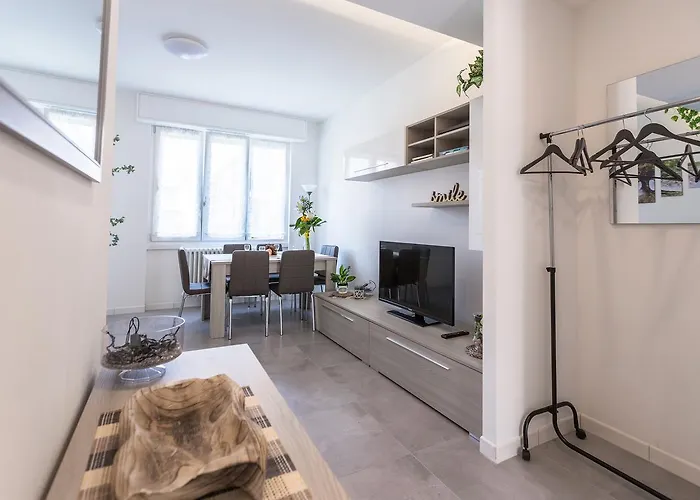 Guesthost - Business Balcony Flat Appartement *