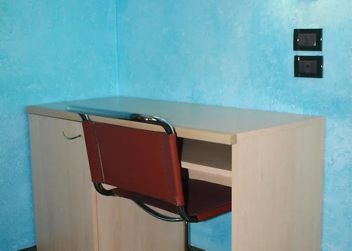 فندق Ginosi Arizona ميلان