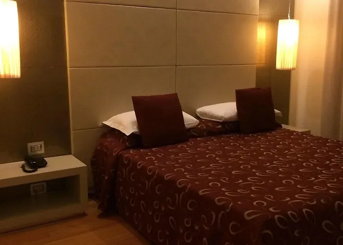 阿斯普罗蒙特酒店 米兰