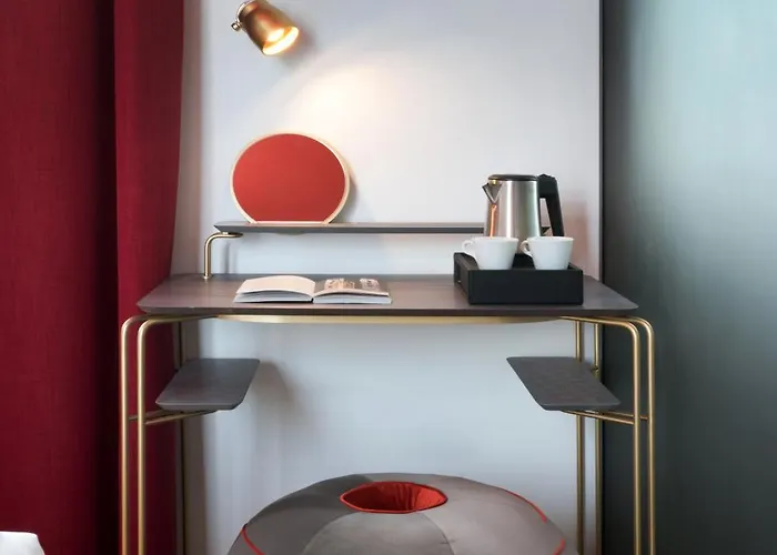 Conti 4* Milán