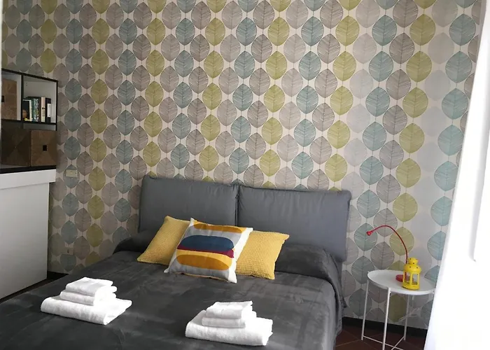 Valerie House * Milano