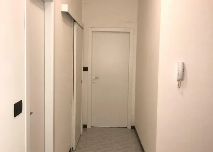 Pisanello ゲストハウス *