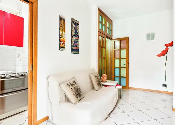 شقة Guesthost - San Siro Stadium Garden Flat *