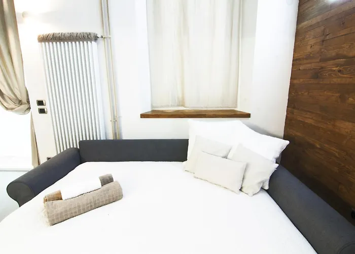 Alessia's Flat - Mac Mahon Appartement *