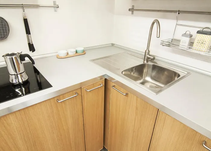 Alessia's Flat - Mac Mahon *