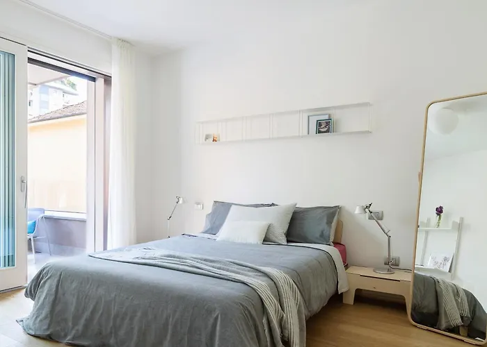 Joivy Stylish 1-bedroom Flat * Milaan