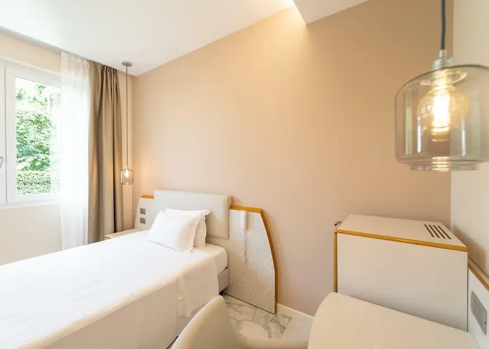 米兰城堡酒店 3* 米兰