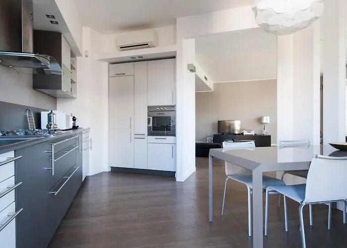 Lush Contemporary Flat, Wonderful With 3 Bedrooms, 6 Guests Lejlighed