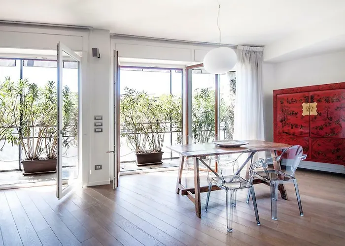 Lush Contemporary Flat, Wonderful With 3 Bedrooms, 6 Guests Lejlighed