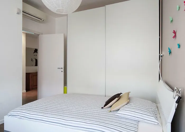Lush Contemporary Flat, Wonderful With 3 Bedrooms, 6 Guests Lejlighed *