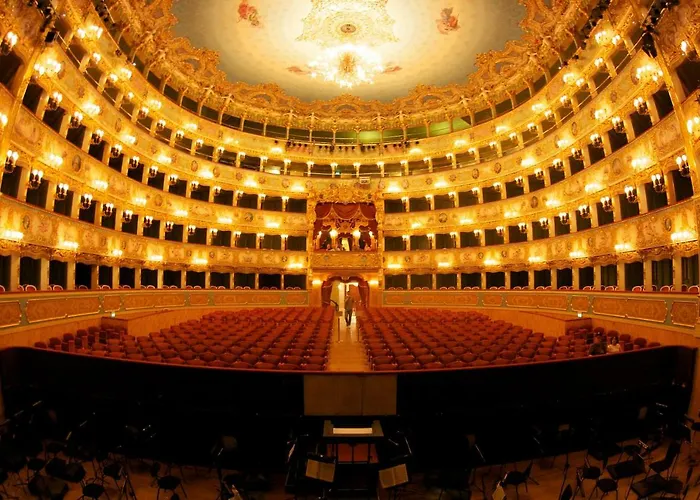 Cozy Central Studio - Porta Romana Apartment