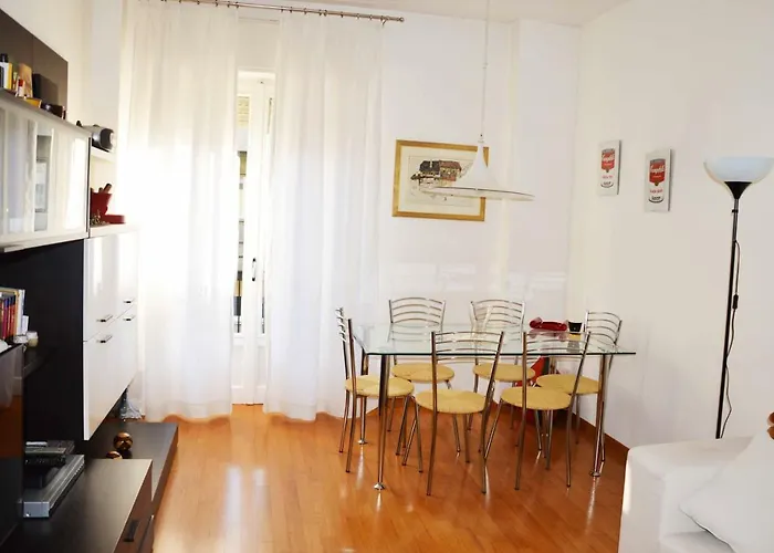 Lario Apartman *