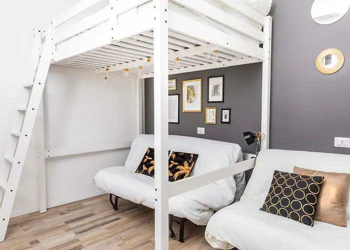 Paruta 65 Szálloda *