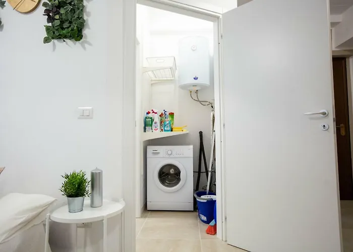 Paruta 65 Szálloda Milánó