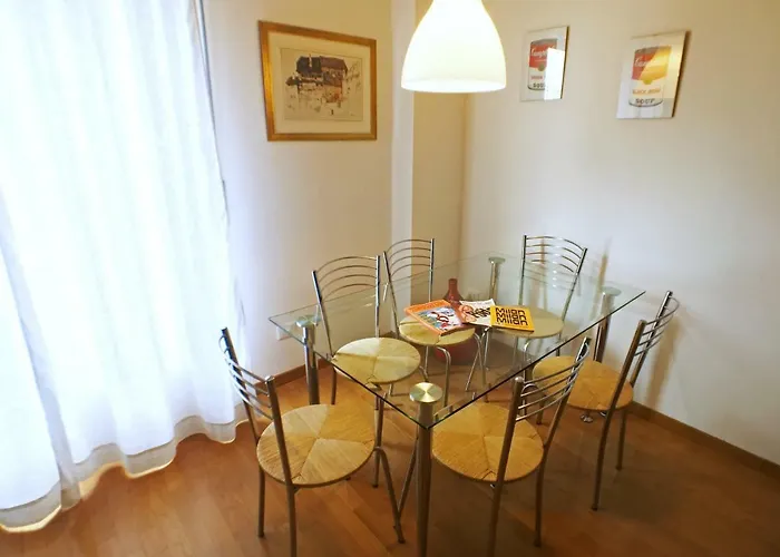 Lario Apartman *