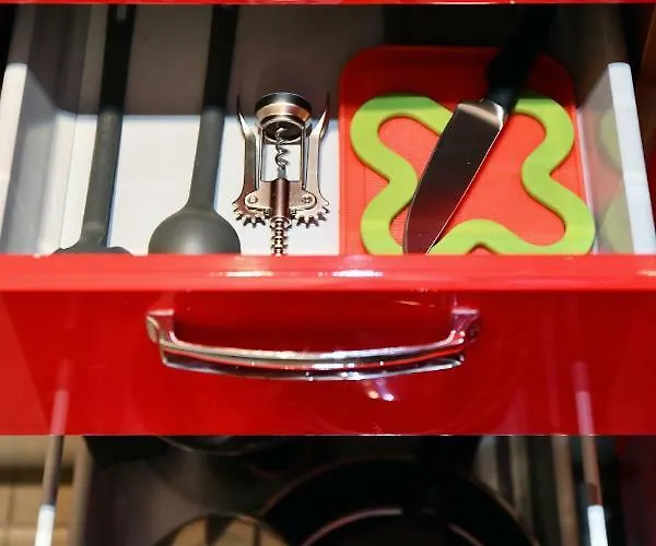 Flat With Private Garden- Direct Metro Connection To Duomo In 15 Min