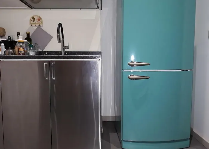 10 Via Giuseppe Sirtori Milán