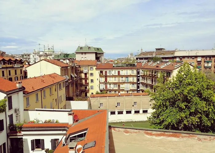 Romantic View * Milano