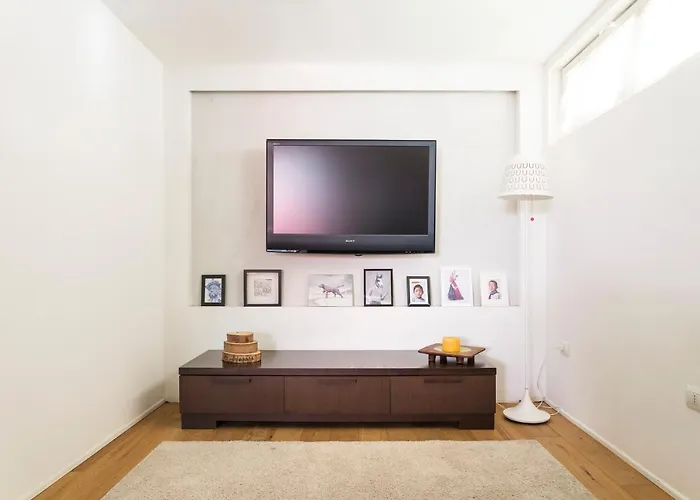 公寓 Stylish Loft With Garden, 8 Guests, 3 Bedrooms