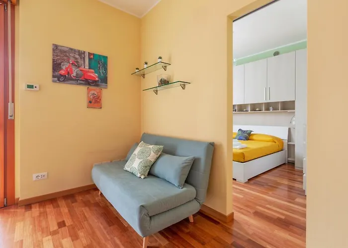 Savona District Terrace Flat * Milano