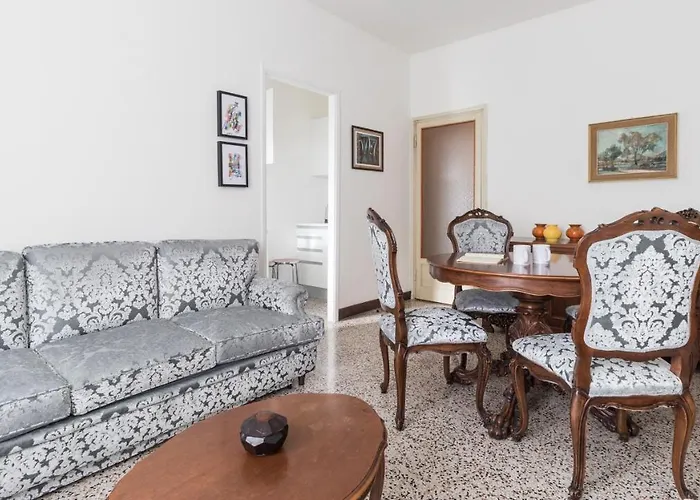 Italianway - Savona 2/a Apartament *