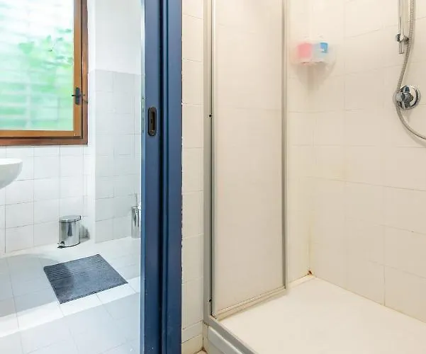 بيت ضيافة Central Guest House *