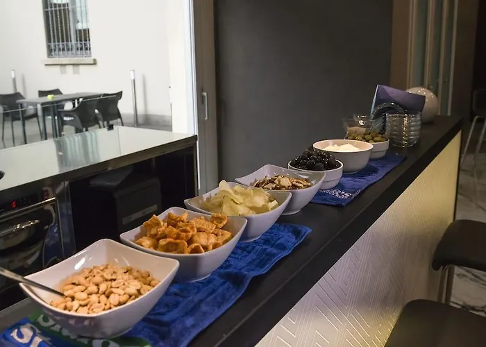 米兰城堡酒店 酒店 3*