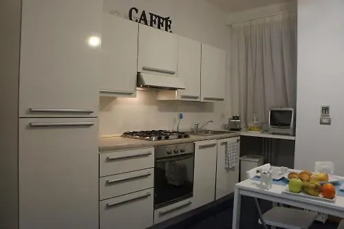 Civico 40 לינה וארוחת בוקר מילאנו