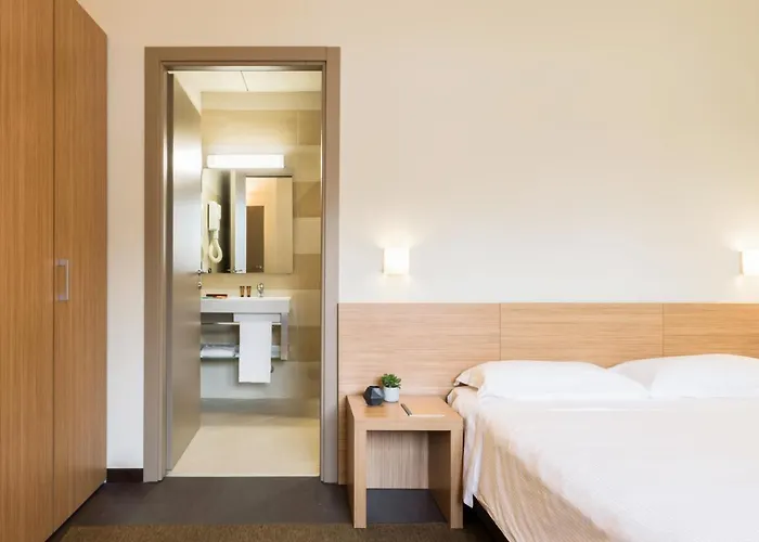 Osoppo Aparthotel Milán