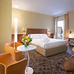 Hotel Mediterraneo 4*